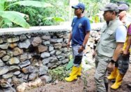 Pastikan Warga Aman, Bupati Sam’ani Tinjau Perbaikan Tanggul Sungai Piji Kudus