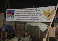 Banner Protes Terpasang di Pasar Bitingan, Pedagang Soroti Kontrak Pemenang Lelang Parkir Rp940 Juta