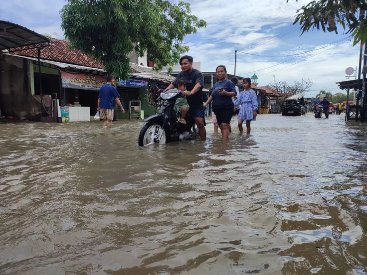 Waspada Penyakit saat dan Pasca Banjir dan Cara Mencegahnya