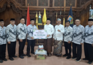 PGRI Kudus Salurkan Bantuan Kemanusiaan Senilai Rp 50 Juta untuk Korban Banjir Kudus