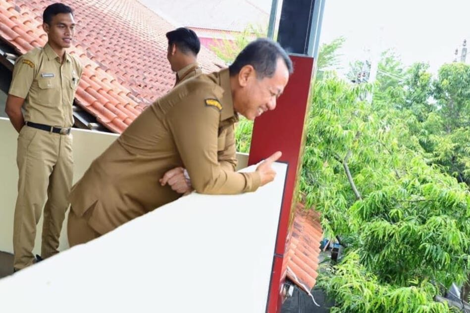 Bupati Kudus Tinjau Gedung Parkir Setda, Tekankan Pentingnya Penghijauan