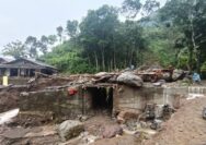 Desa Tempur Jepara Terisolasi Total: Longsor di Puluhan Titik, Jembatan Rusak dan Listrik Padam