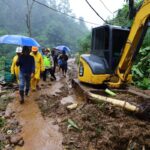 Jalur Vital Rahtawu–Semliro Tertutup Material Longsor, Bupati Tegaskan Keselamatan Warga Jadi Prioritas