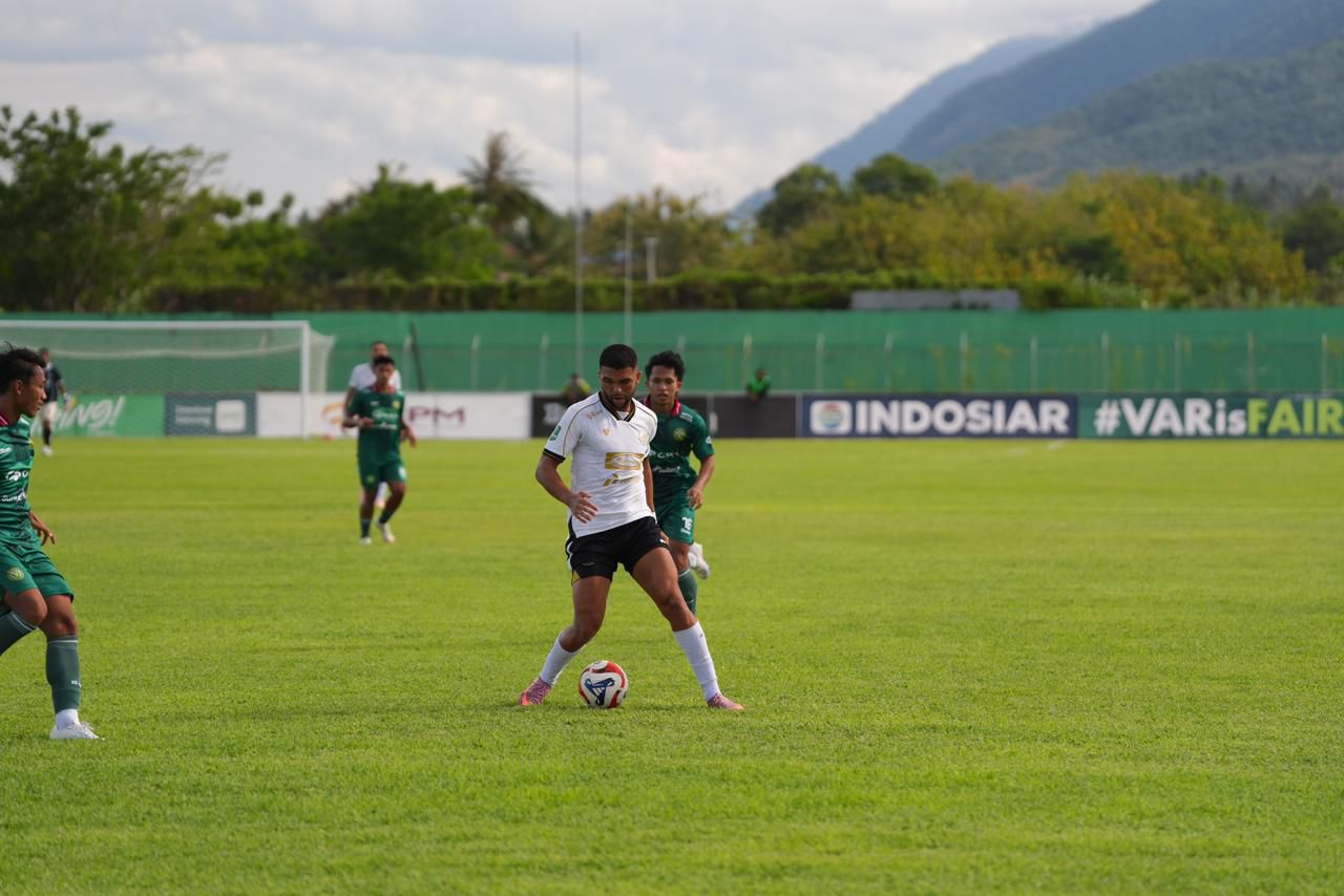 Igor Gendong Persiku Raih Kemenangan di Kandang Persipal Palu 1-4