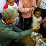 Bupati Kudus Tinjau Posko Pengungsian Loram Kulon, Pastikan Kebutuhan Warga Terdampak Banjir Terpenuhi