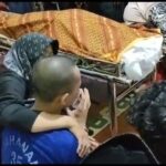 Malam Duka di Sunggingan: Tahanan Diizinkan Pulang Melayat di Bawah Pengawalan Polisi