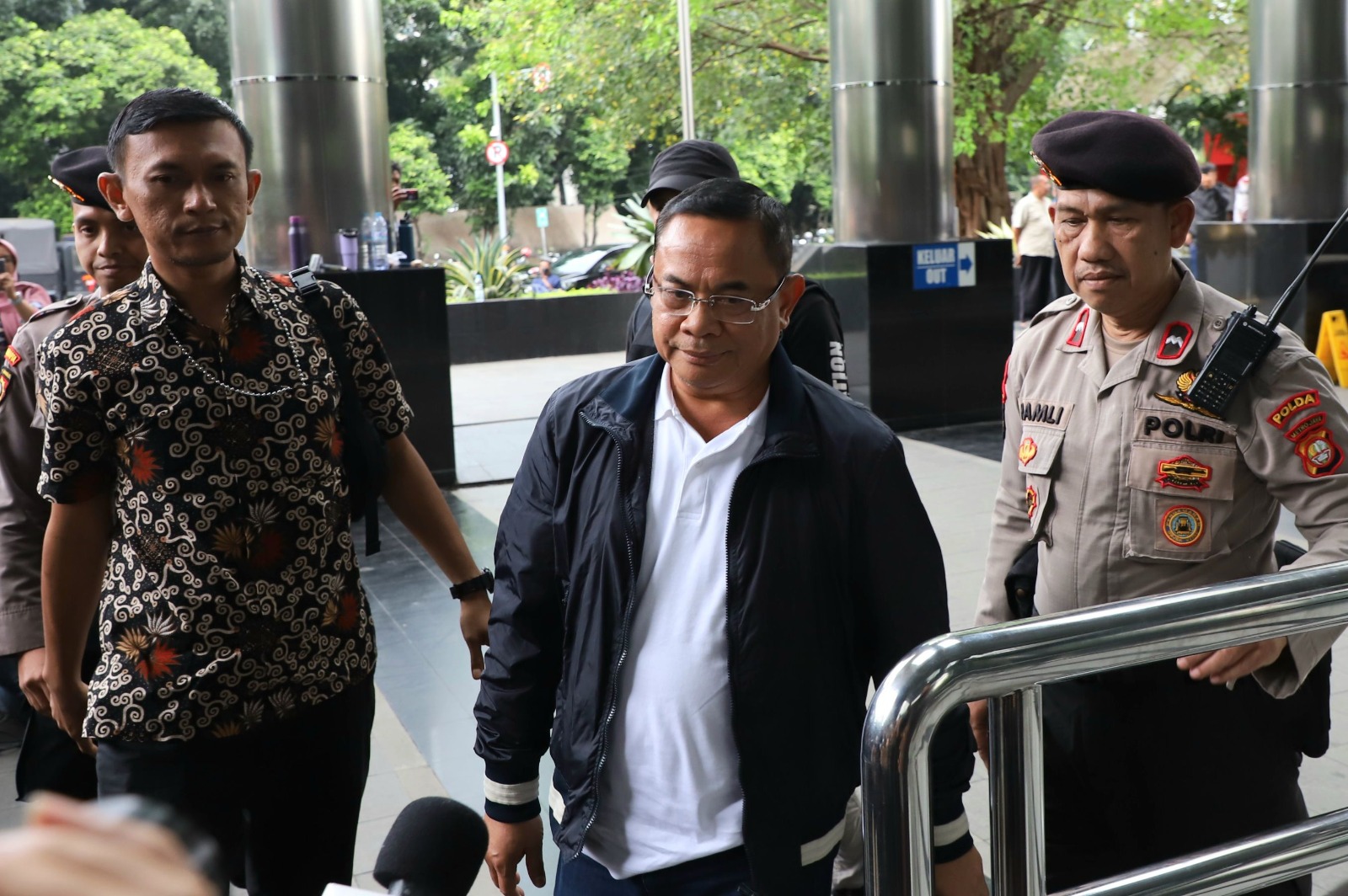 KPK Resmi Tahan Bupati Pati Sudewo dan 3 Kepala Desa atas Kasus Dugaan Pemerasan