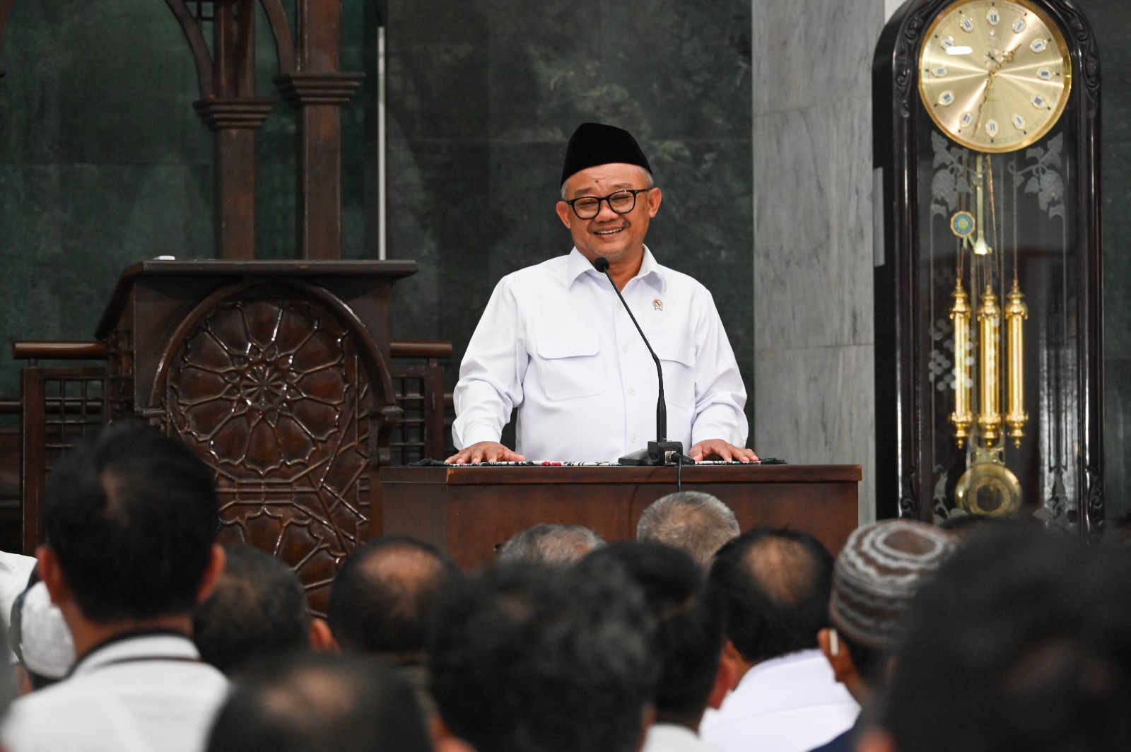 Pesan Mendikdasmen di Peringatan Isra Mikraj: Salat dan Kesabaran Adalah Kunci Karakter Anak Didik