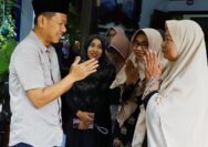 Takziah ke Pendidik Senior, Bupati Sam'ani Doakan Amal Ibadah Almarhum Kekal di Sisi-Nya