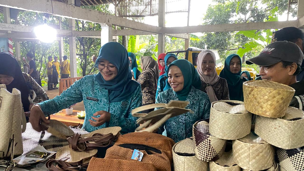 Nawal Yasin Kunjungi Desa Dukuhwaringin, Ungkap Ragam Potensi Wisata Lereng Gunung Muria