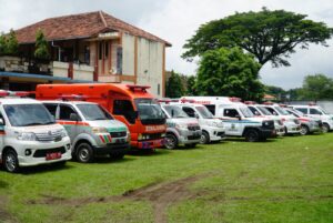 112 Siswa Dilarikan ke RS Akibat Keracunan Massal MBG, Bupati Kudus Kerahkan 50 Ambulans