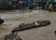 Tanggul Sungai Jawik Jebol, Puluhan Rumah di Pladen Kudus Terendam