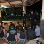 Tim Patroli Siraju Amankan Sejoli di Jepara yang Ketahuan Bermesraan di Mobil