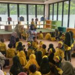 Komunitas Read Aloud Dampingi Anak TK-SD Kenalkan Literasi di Perpustakaan Kudus