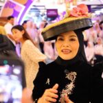 Endhah Sam’ani Bawa Identitas Kudus ke Catwalk Fashion Syariah Jawa Tengah