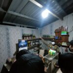 Sisir Kaliwungu, Satpol PP Kudus Grebek Warung Miras dan Karaoke