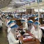 Hari Buruh: Kisah Ketangguhan Buruh Pabrik Kudus dalam Menopang Ekonomi Keluarga