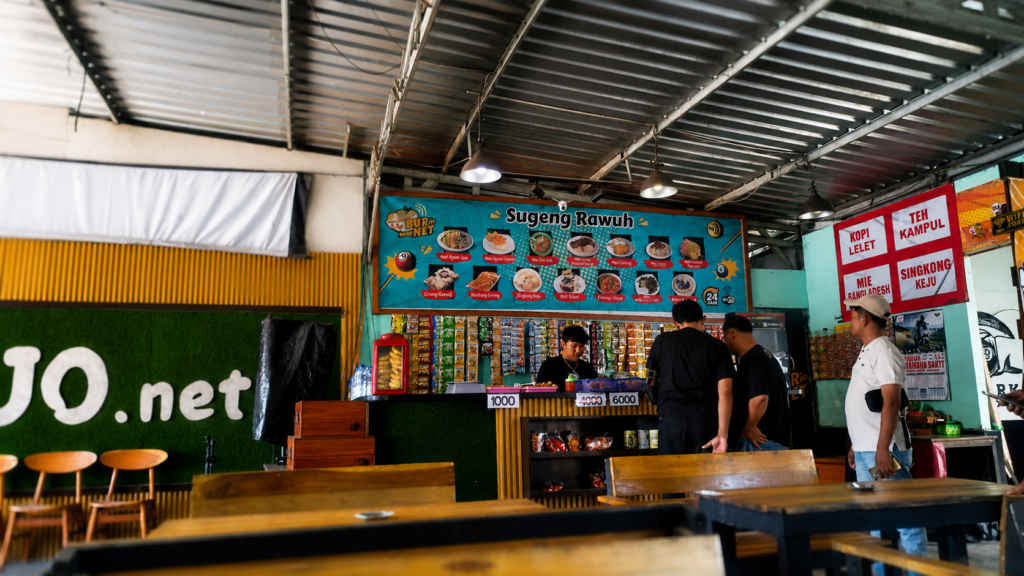 Burjonet Kudus: Tempat Nongkrong Harga Murah Kantong Anak Sekolah