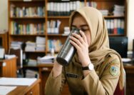 Bawa Tumbler ke Kantor: Antara Kebutuhan Praktis dan Simbol Status Sosial