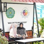 Mahasiswa Kudus Sulap Kursi Tunggu Jadi Sumber Listrik Tenaga Surya