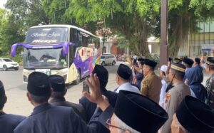 Kloter Perdana Meluncur, Doa untuk Kudus Mengiringi Keberangkatan Jemaah Haji