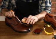 Tips Jitu Merawat Sepatu Kerja Agar Tidak Cepat Rusak dan Tetap Mengkilap 