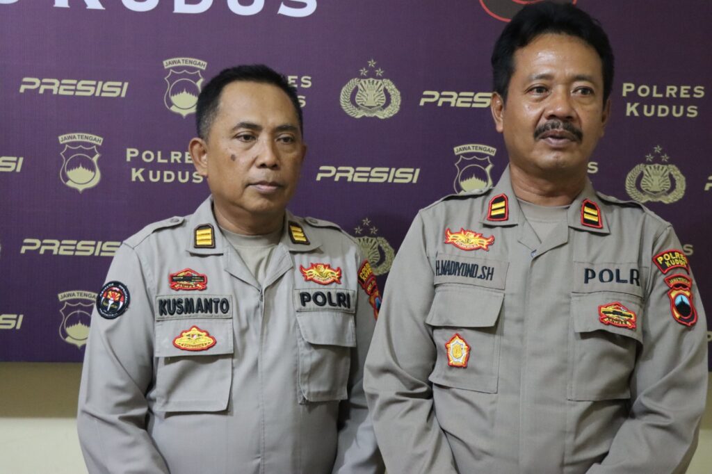 Video Viral Remaja Bawa Sajam di Dersalam Kudus: Polisi Buru Pelaku dan Tingkatkan Patroli