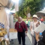 Wisata Religi Sunan Kudus, Turis Inggris Jadikan Kota Kretek Destinasi Pertama di Indonesia
