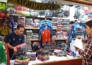 Jersey Argentina Paling Diburu, Pedagang Kudus Ikut Panen Berkah Piala Dunia 2026